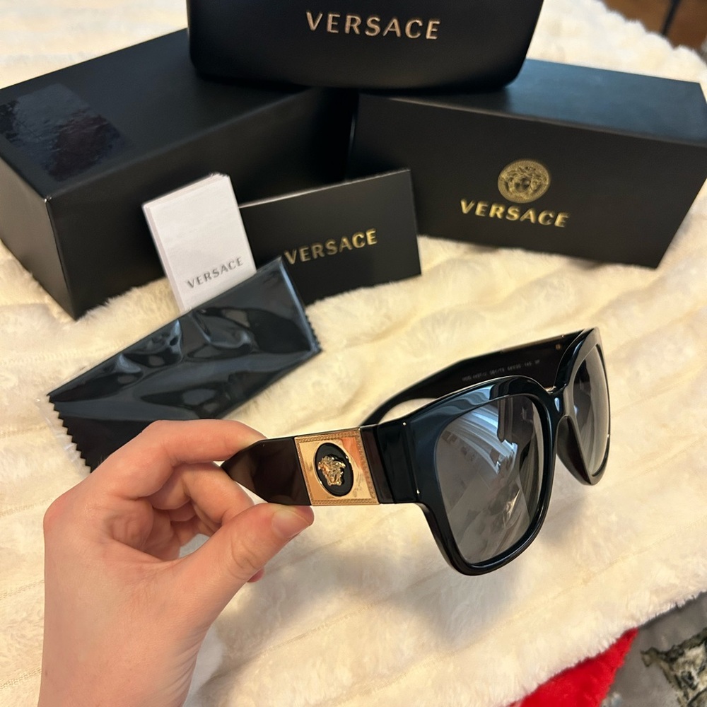 BRAND NEW Versace Black Sunglasses with Gold Medusa Detail